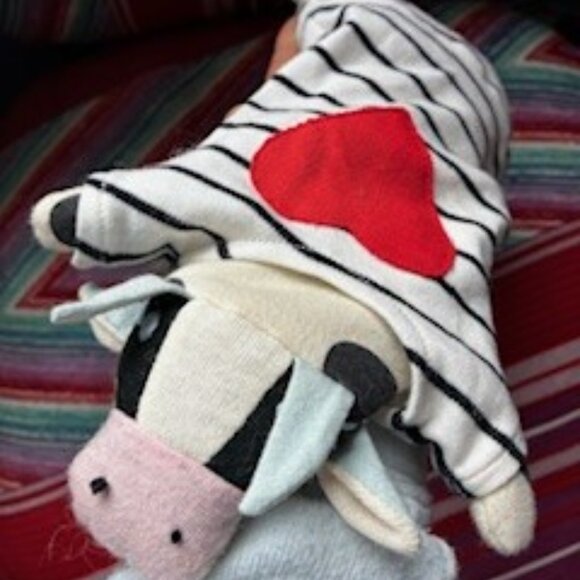 "Cowlamity Jane" Eyepillow with Lavender, Lemon Balm and Orange helps you rest. - Picture 7 of 7